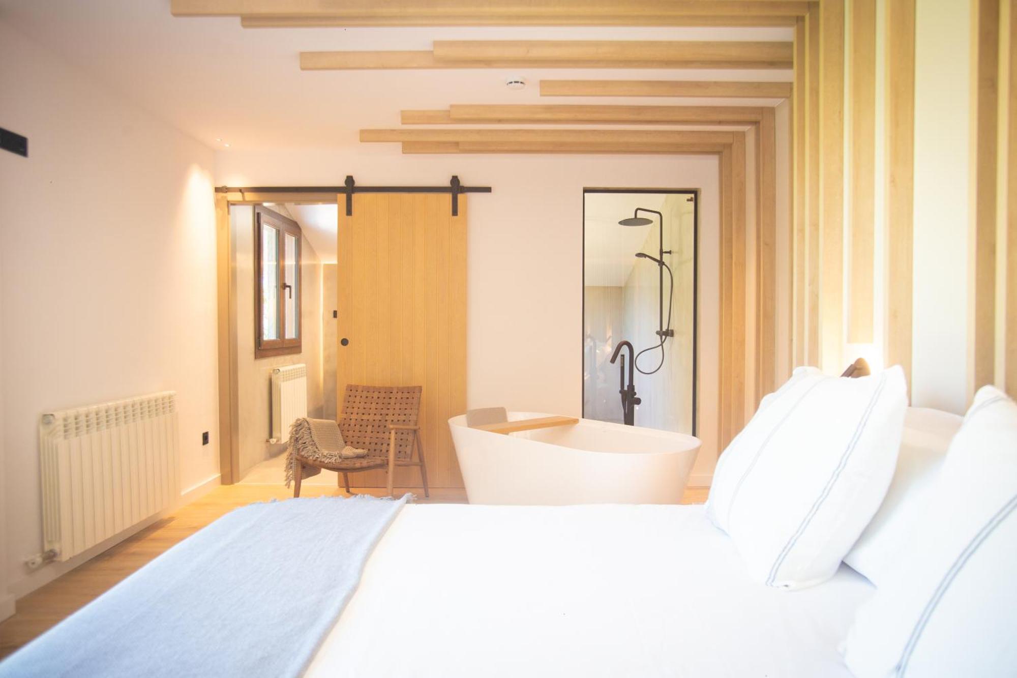 L'Indret Del Pedraforca Adults Only Hotel Saldés Exterior photo